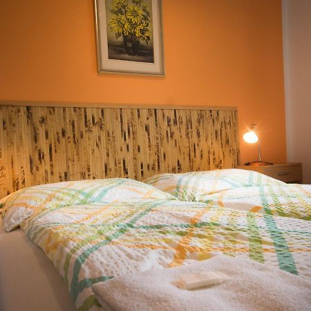 Herbenka Hotel Hustopece Ngoại thất bức ảnh